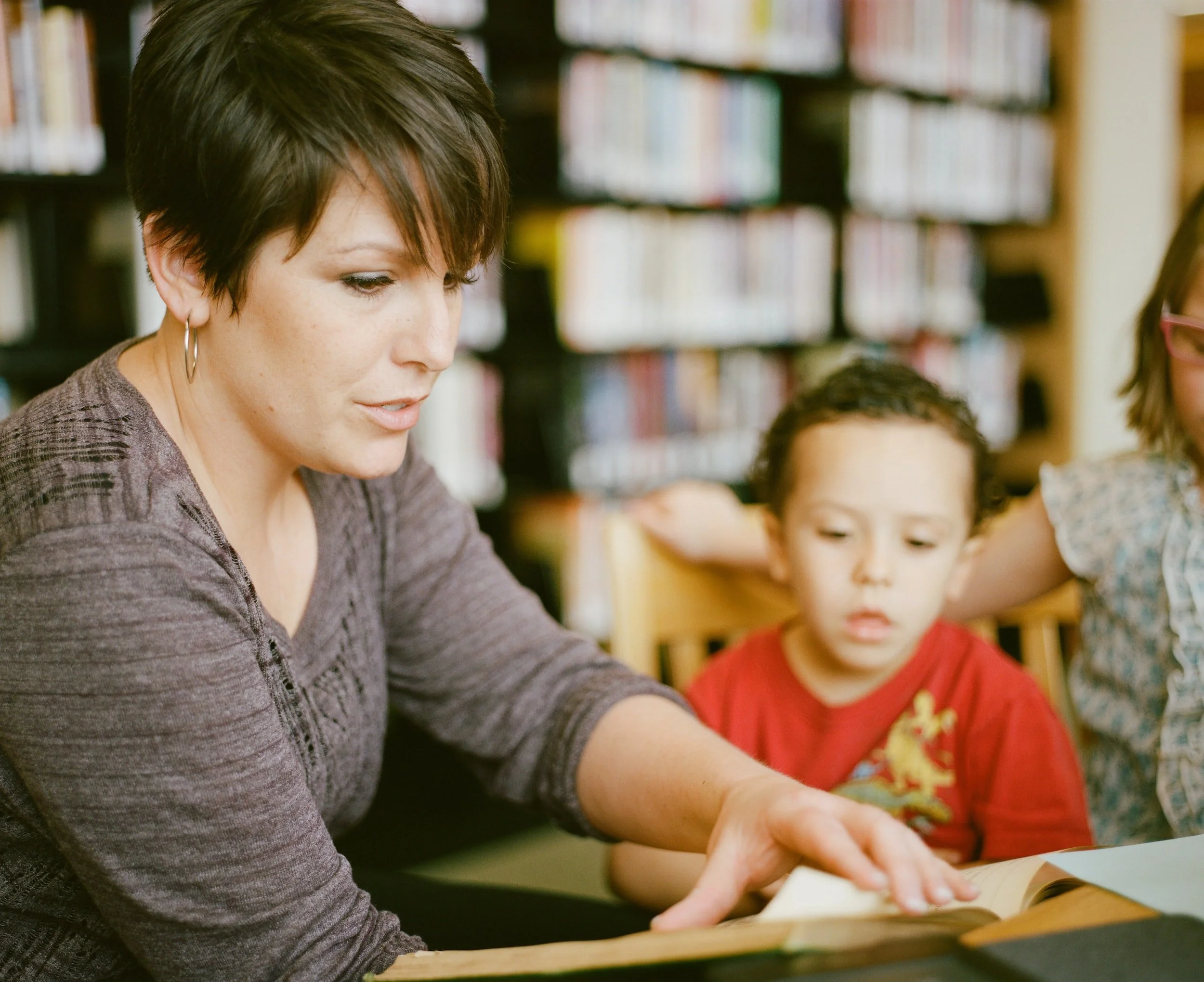  If you would like to donate children’s books, you can email the U.S. Attorney’s Office staff at   usafls.vrp@usdoj.gov   or call (305) 961-9134. Help make a difference in the lives of South Florida children today. 